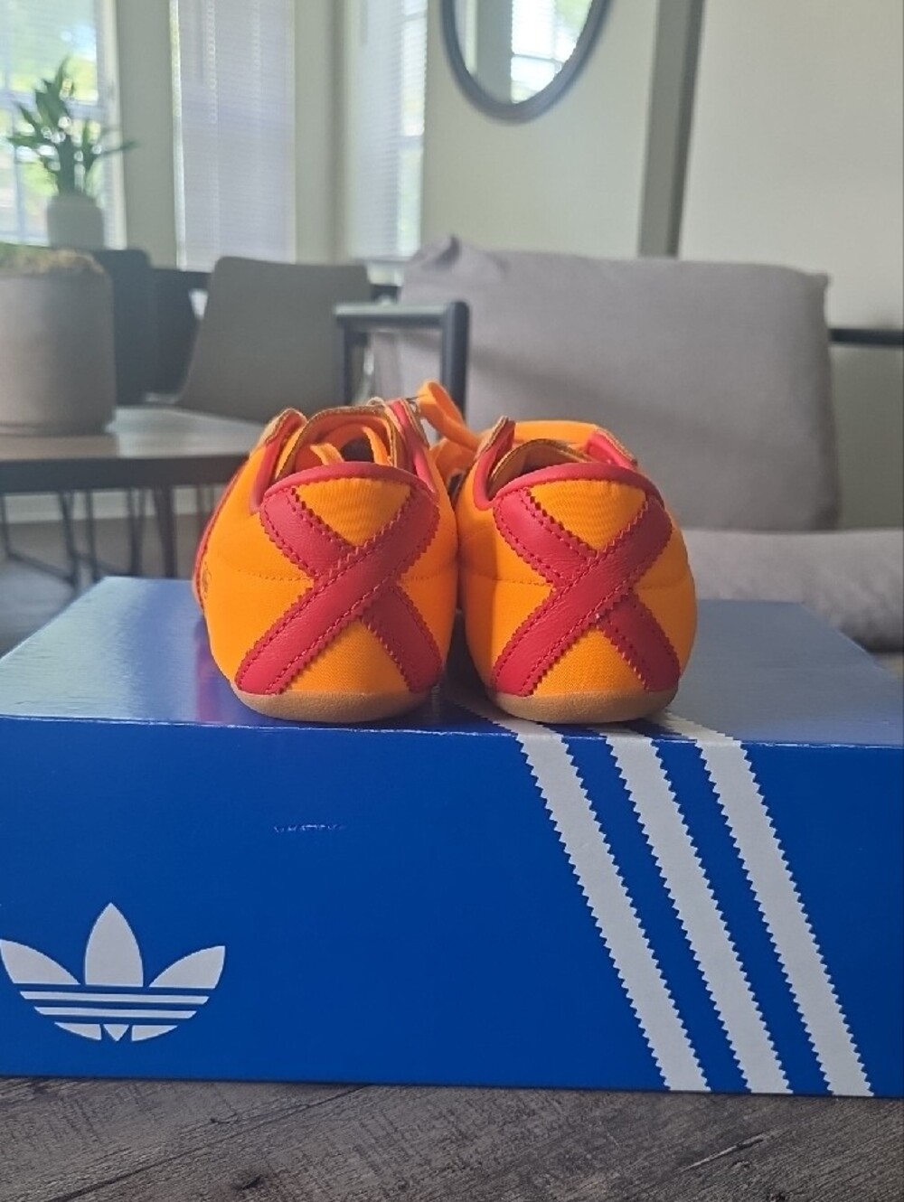 NWT Adidas Women's Tokyo 'Lucid Tangerine' Shoes IH3997 - Picture 4 of 12